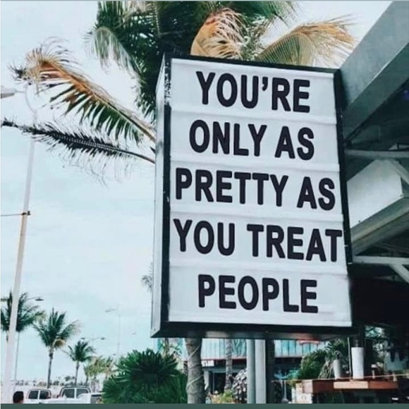 Meet your Posher, April - Picture 10 of 16